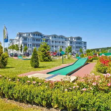 Nahe Mit Balkon Apartment *